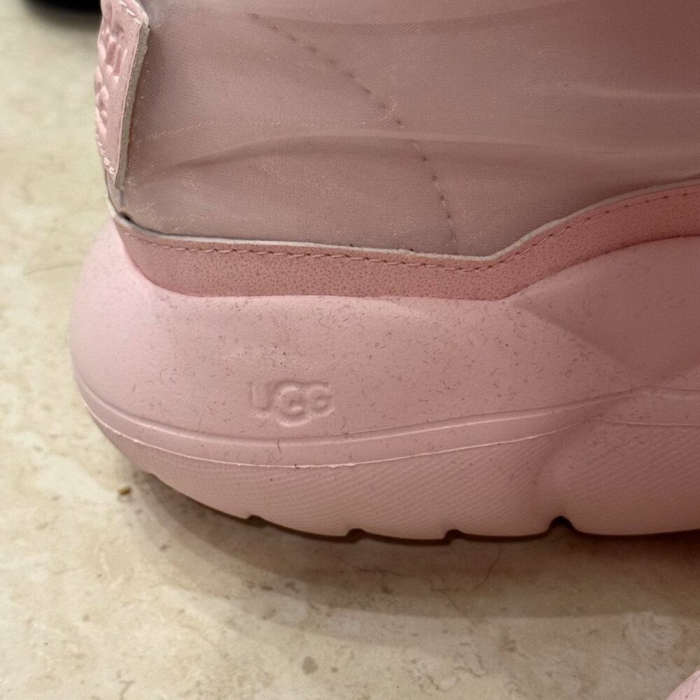 Collina Strada x UGG ruffle seashell classic short boots size us 8 pink - Picture 4 of 7